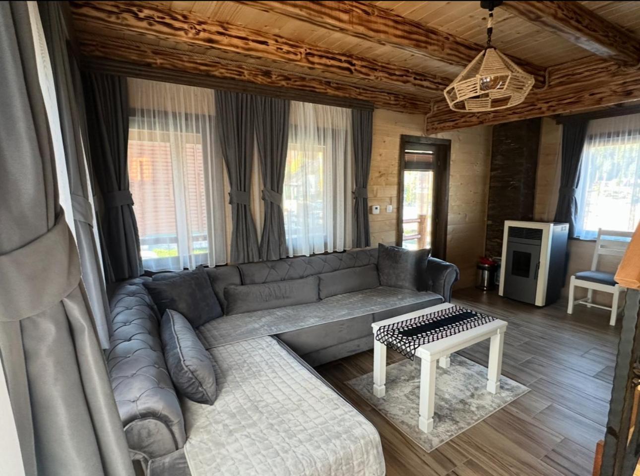 Zagrad Homes In Zabljak Extérieur photo